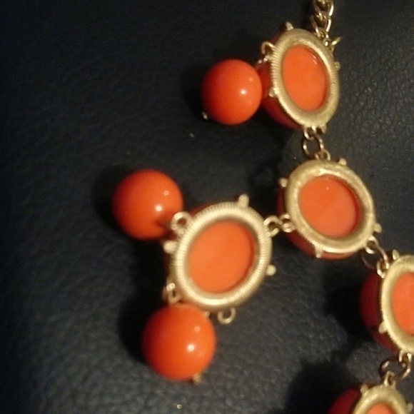 Statement piece - Picture 3 of 4